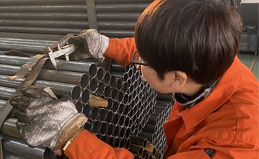 After the raw materials enter the factory, the wall thickness and diameter of the pipe are measured